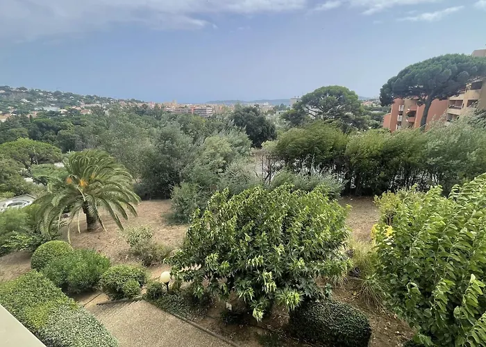 Horizon Bleu With Terrace In *