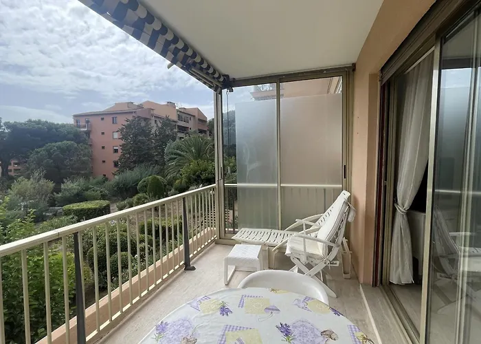 Horizon Bleu With Terrace In サント・マキシム