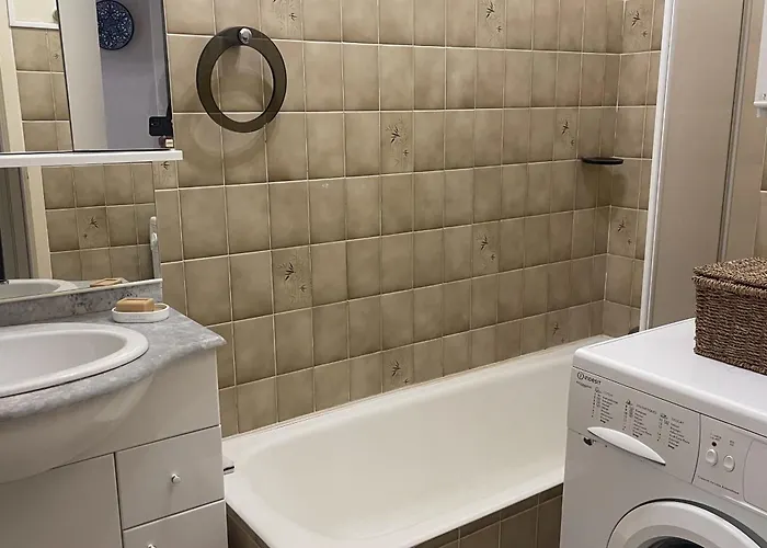 Horizon Bleu With Terrace In * Sainte-Maxime