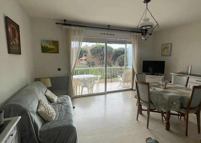 アパート Horizon Bleu With Terrace In サント・マキシム